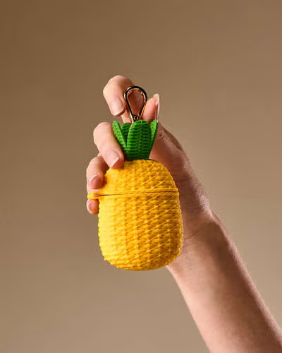 Holder Piña