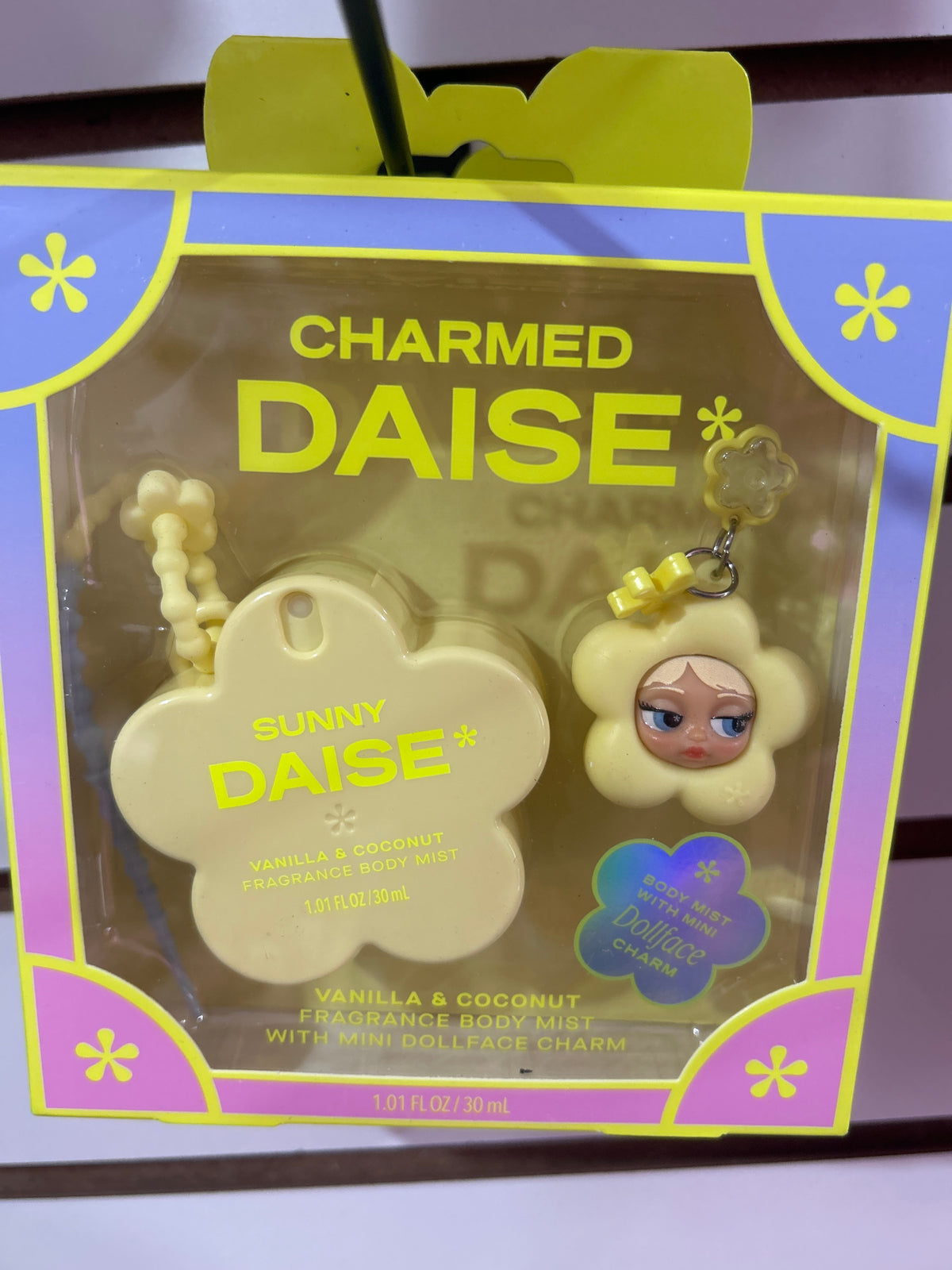CHARMED DAISE