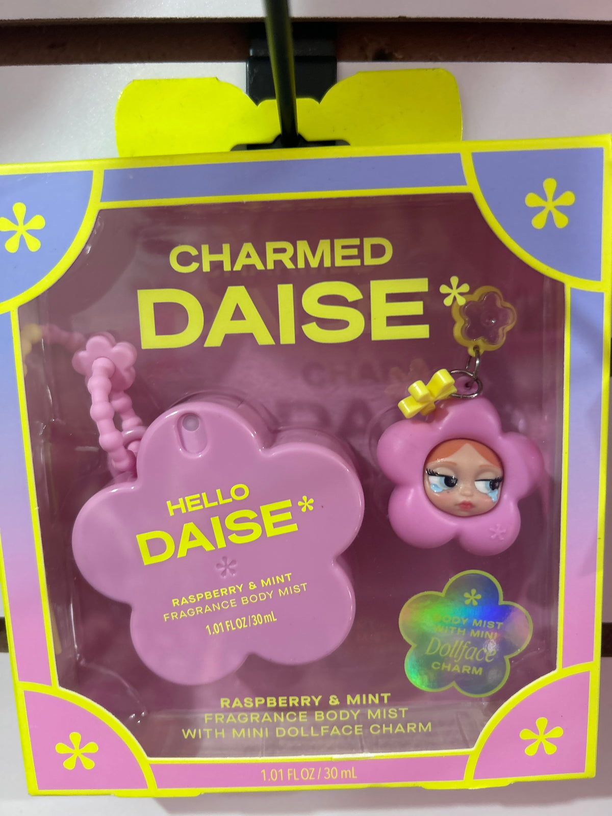 CHARMED DAISE
